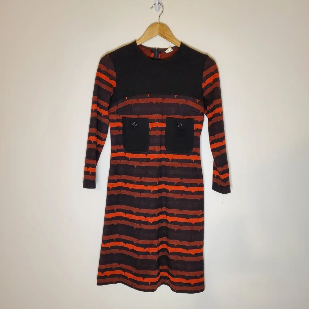 Danish Vintage Mod Red and Black 60s Patterned Long-Sleeve Front Pocket Dress - Picture 9 of 12